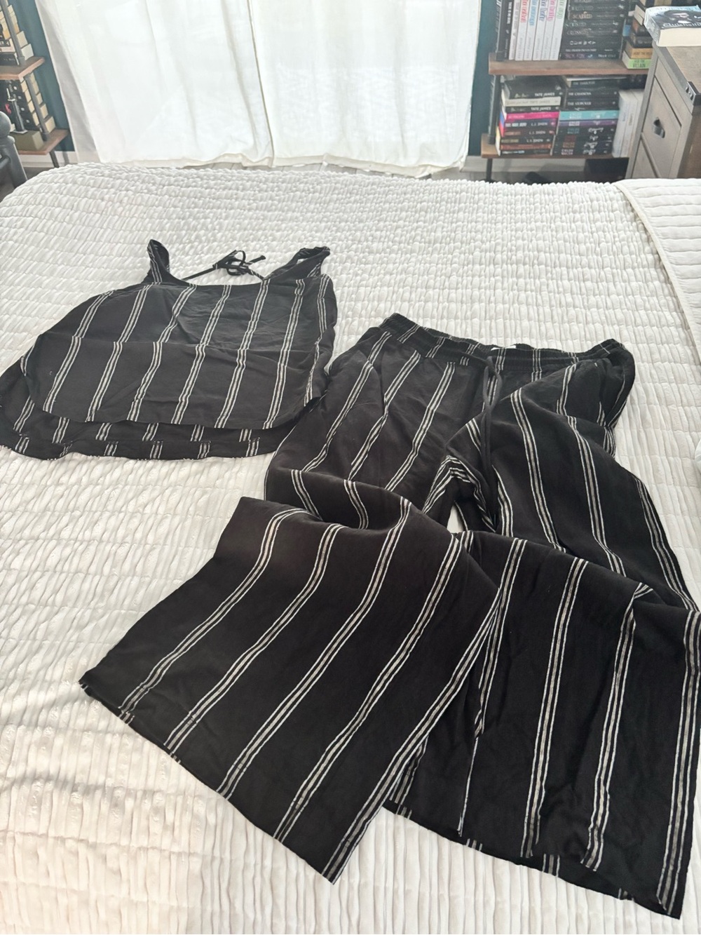 Lou & Grey Black Striped women’s ' Wide-Leg Bottoms and matching top